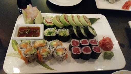 Restaurant «Tokyo Sushi Restaurant & Bar», reviews and photos, 783 W Thames St, Norwich, CT 06360, USA