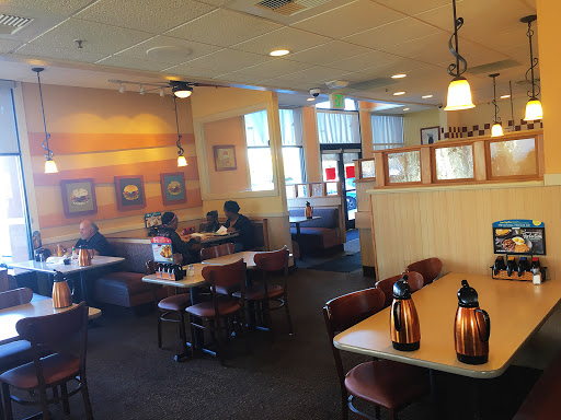 Restaurant «IHOP», reviews and photos, 4101 San Pablo Ave, Emeryville, CA 94608, USA