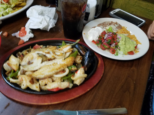 Mexican Restaurant «Playa Margaritas Mexican Restaurants», reviews and photos, 707 W McLane St, Osceola, IA 50213, USA