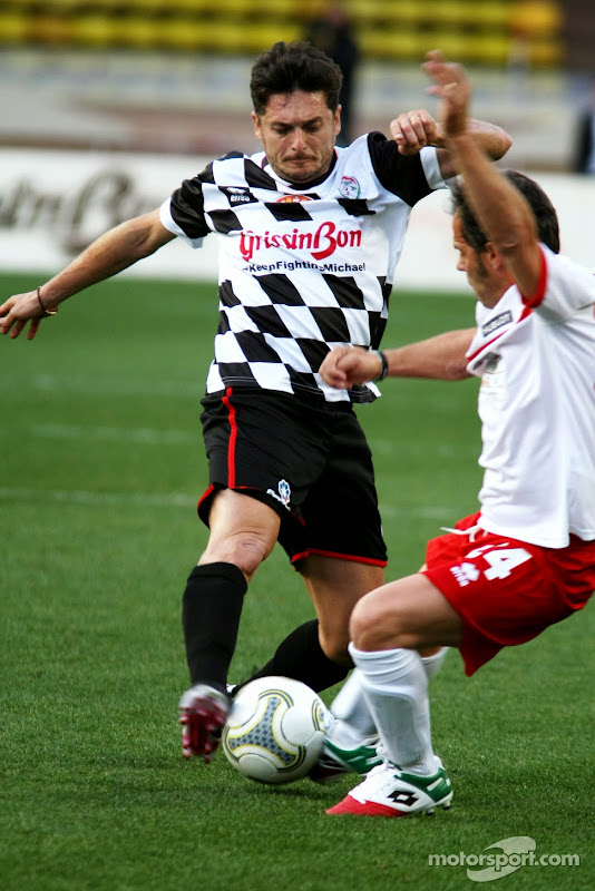 Джанкарло Физикелла на благотворительном футбольном матче перед Гран-при Монако 2014