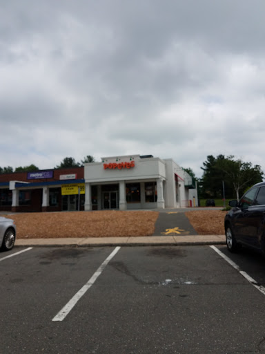 Chicken Restaurant «Popeyes Louisiana Kitchen», reviews and photos, 494 Windsor Ave, Windsor, CT 06095, USA