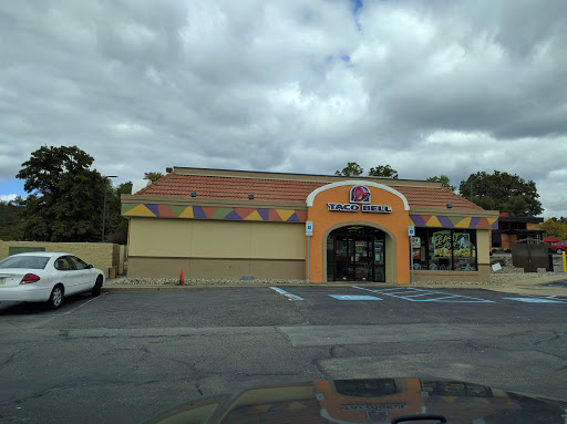 Mexican Restaurant «Taco Bell», reviews and photos, 100 N Towne Square, Gibsonia, PA 15044, USA