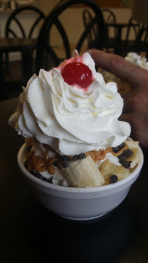 Ice Cream Shop «Trolley Shops Ice Cream», reviews and photos, 257 E Central Ave, Bangor, PA 18013, USA