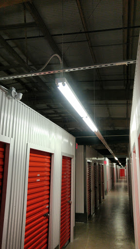 RV Storage Facility «U-Haul Moving & Storage of Doral», reviews and photos, 8700 NW 77th Ct, Medley, FL 33166, USA