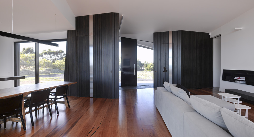 Beached House by BKK Architects