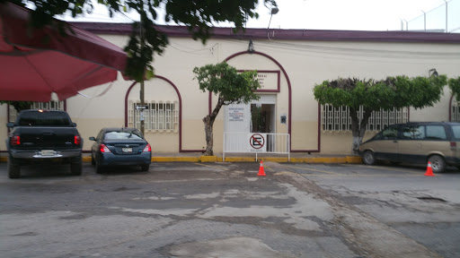 Colegio Juana de Arco, Calle Gutiérrez 38, Los Naranjos, 46600 Ameca, Jal., México, Escuela | JAL