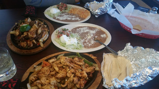 Mexican Restaurant «El Milagro Mexican Restaurant /Bar», reviews and photos, 285 Commerce Dr, Ruckersville, VA 22968, USA