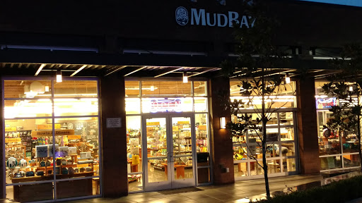 Pet Supply Store «Mud Bay», reviews and photos, 11830 NW Cedar Falls Dr, Portland, OR 97229, USA