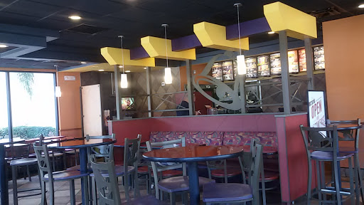 Mexican Restaurant «Taco Bell», reviews and photos, 14115 Ventura Blvd, Sherman Oaks, CA 91423, USA