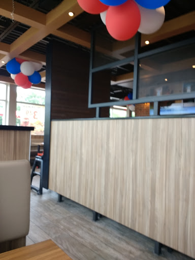 Fast Food Restaurant «Burger King», reviews and photos, 335 Montauk Hwy, Bay Shore, NY 11706, USA