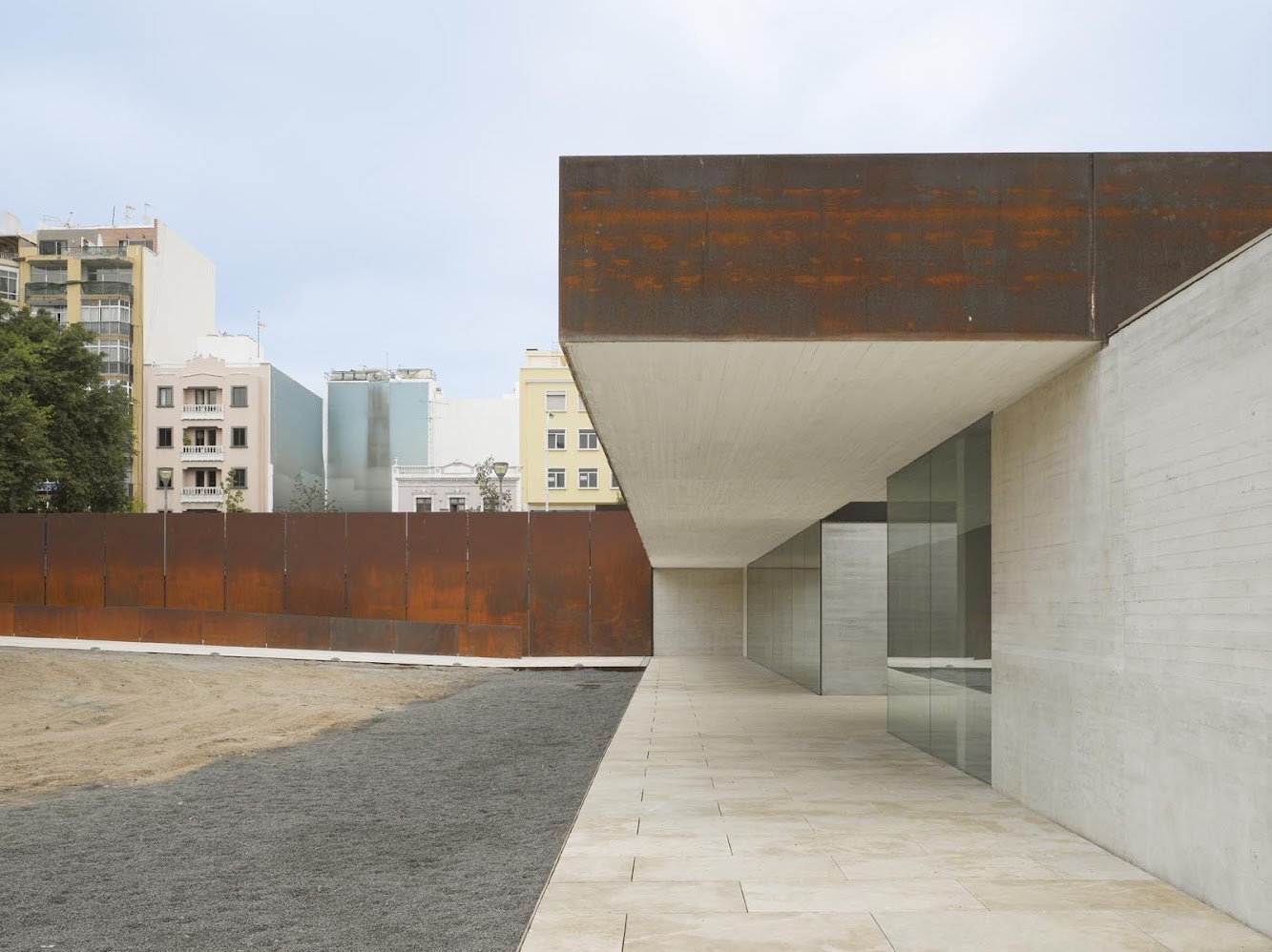 Castillo de la Luz Museum Extension by Nieto