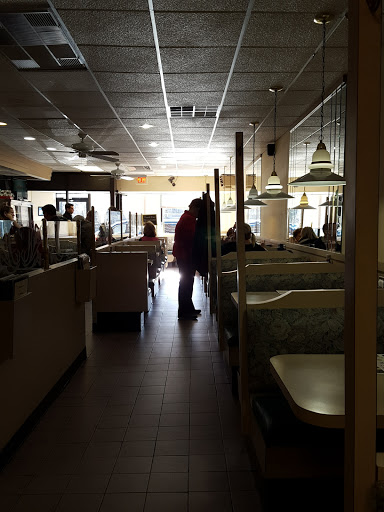 Restaurant «Plaza Restaurant & Diner», reviews and photos, 746 Speedwell Ave, Morris Plains, NJ 07950, USA
