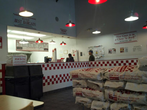 Fast Food Restaurant «Five Guys», reviews and photos, 440 Boston Post Rd, Orange, CT 06477, USA