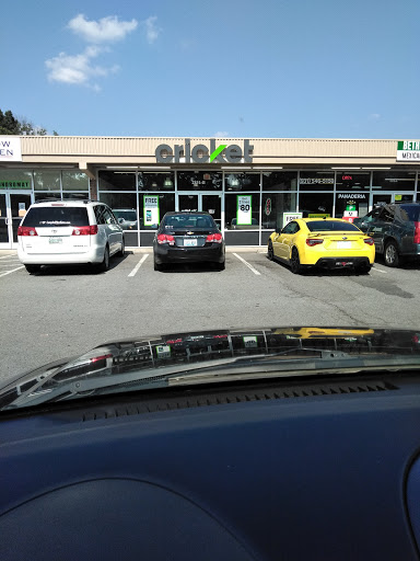 Cell Phone Store «Cricket Wireless Authorized Retailer», reviews and photos, 2851 Fort Campbell Blvd, Clarksville, TN 37042, USA