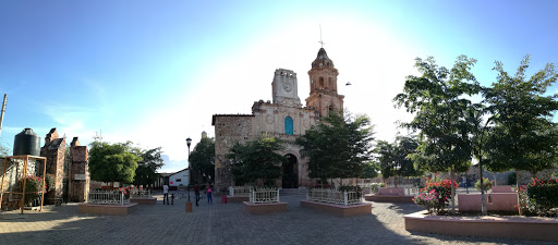 Parroquia de San Juan Bautista, Curatame, Zaragoza, 61940 Huetamo de Núñez, Mich., México, Institución religiosa | MICH