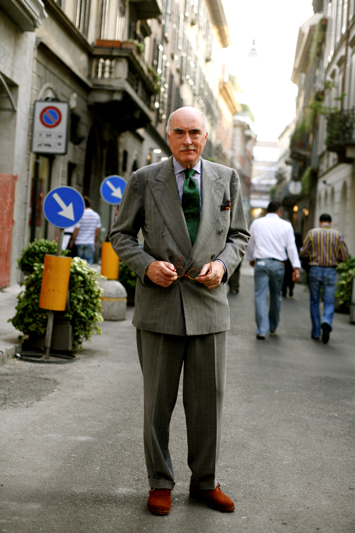 Лучшие домашние маски для сухой кожи лица Лаки для ногтей Giorgio Armani
