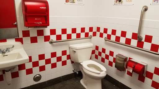 Fast Food Restaurant «Five Guys», reviews and photos, 250 N Plainfield Rd, West Lebanon, NH 03784, USA