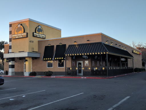 Chicken Wings Restaurant «Buffalo Wild Wings», reviews and photos, 4751 Pacific Ave, Stockton, CA 95207, USA