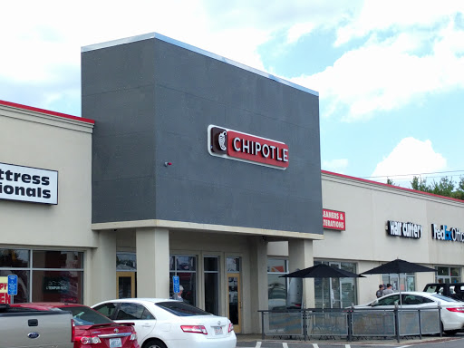 Mexican Restaurant «Chipotle Mexican Grill», reviews and photos, 1 Oak St, Westborough, MA 01581, USA