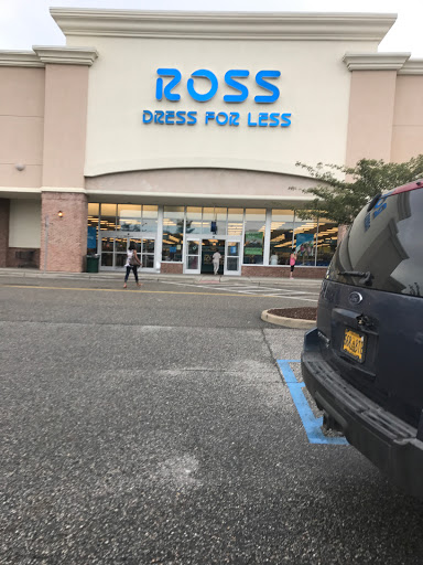 Clothing Store «Ross Dress for Less», reviews and photos, 12551 Jefferson Ave, Newport News, VA 23602, USA