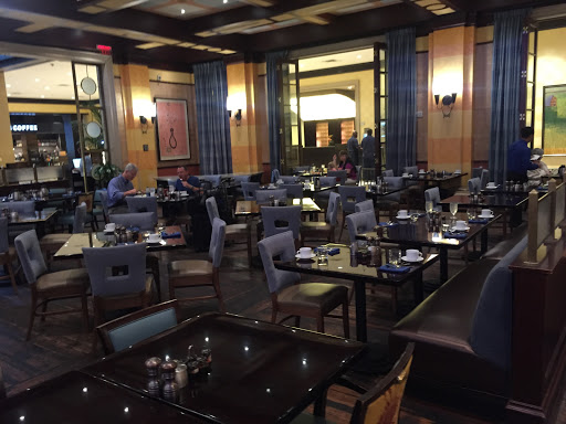 Restaurant «Blu Italian Grille», reviews and photos, 280 W Jefferson St, Louisville, KY 40202, USA