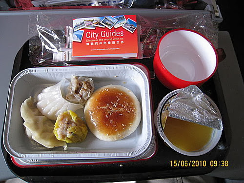 機上早餐 (3).JPG