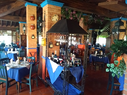 Restaurant Los Cantaros Uriangato, Morelia 41, Loma Bonita, Uriangato, Gto., México, Restaurante | GTO