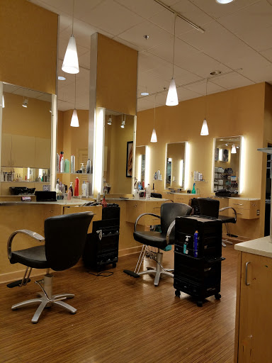 Hair Salon «Regis Salon», reviews and photos, 210 Andover St w0605, Peabody, MA 01960, USA