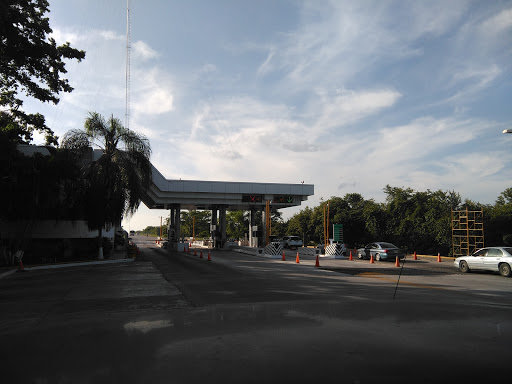 Plaza de Cobro 14. Puente Pánuco, Alazan 198, Predio Canoas, 34039 Durango, Ver., México, Servicio de transporte | VER