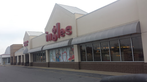 Grocery Store «Ingles Markets», reviews and photos, 1550 W Main St, Centre, AL 35960, USA