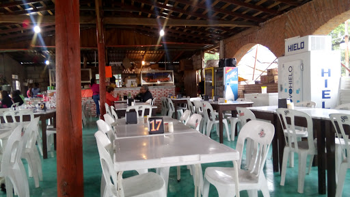 Barbacoa El Guero Del Zapata, Autopista Orizaba - Puebla, México 150, Jalapilla, Orizaba, Ver., México, Restaurante | VER