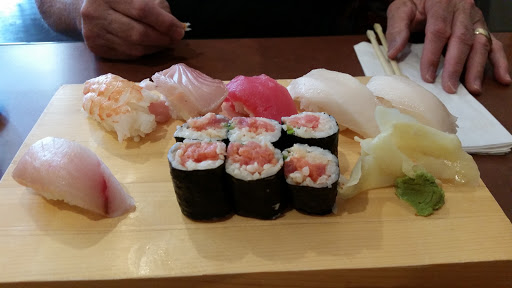 Sushi Restaurant «Momoya Sushi & Sake House», reviews and photos, 12100 NE 85th St, Kirkland, WA 98033, USA