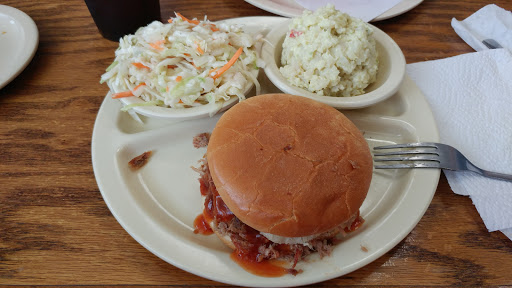 Barbecue Restaurant «Golden Rule Bar-B-Q and Grill», reviews and photos, 2504 Crestwood Blvd, Birmingham, AL 35210, USA