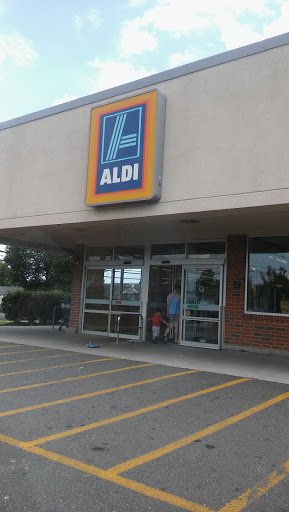 Supermarket «ALDI», reviews and photos, 6 Van Dyke Ave, New Brunswick, NJ 08901, USA