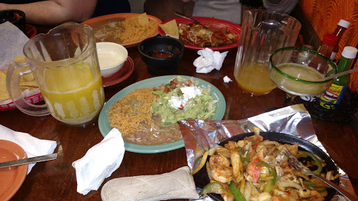 Mexican Restaurant «El Cantarito», reviews and photos, 1002 N Main St, Cloverdale, IN 46120, USA