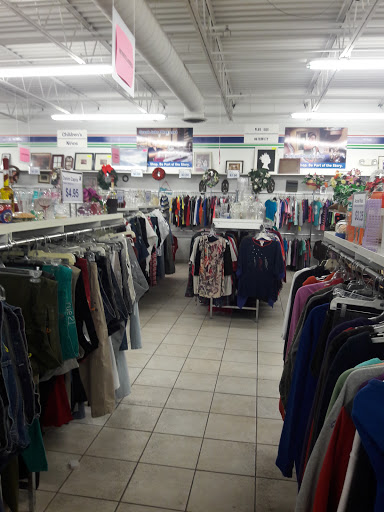 Thrift Store «Goodwill Industries of Greater Nebraska Retail Store/Donation Center», reviews and photos, 3906 4th Ave, Kearney, NE 68845, USA
