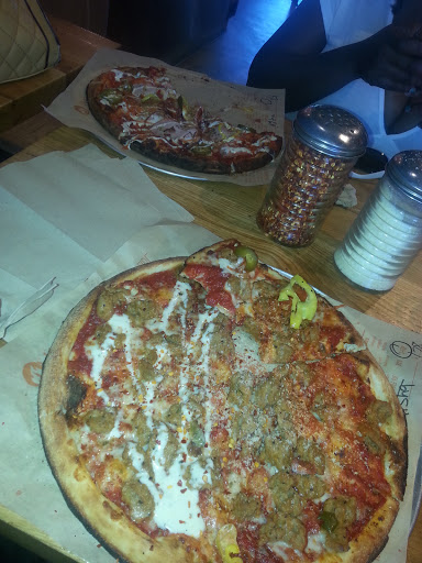 Pizza Restaurant «Blaze Pizza», reviews and photos, 7122 W Cermak Rd, Berwyn, IL 60402, USA