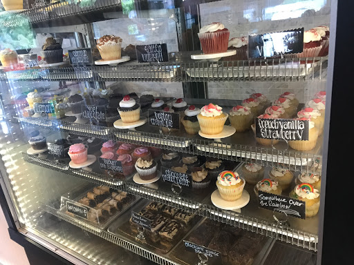 Bakery «Cupcake Omaha», reviews and photos, 501 S 11th St, Omaha, NE 68102, USA