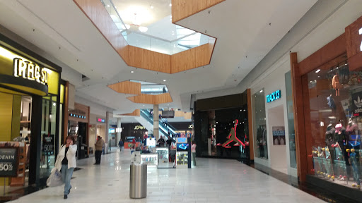 shopping mall holyoke mall reviews and photos 50 holyoke st bath and body works holyoke mall
