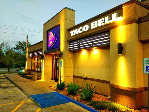 Taco Restaurant «Taco Bell», reviews and photos, 411 N Pine St, DeRidder, LA 70634, USA