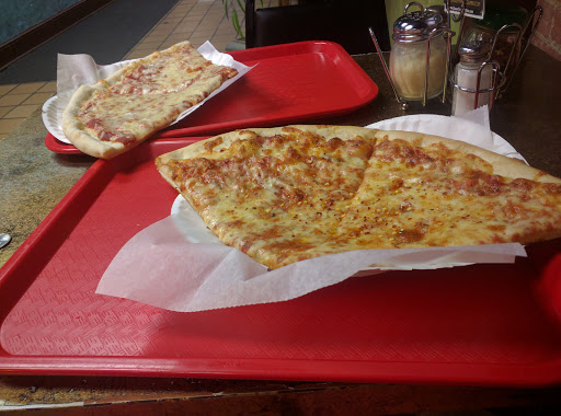 Pizza Restaurant «Cafe Napolitana Pizzeria & Bar», reviews and photos, 40 N High St, Columbus, OH 43215, USA