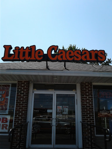 Pizza Restaurant «Little Caesars Pizza», reviews and photos, 33 N MacDade Blvd, Glenolden, PA 19036, USA