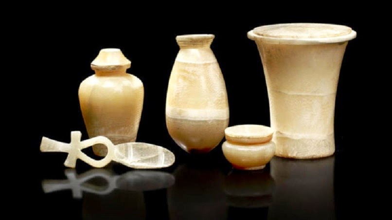 Auction of ancient Egyptian relics averted Auction of ancient Egyptian relics averted