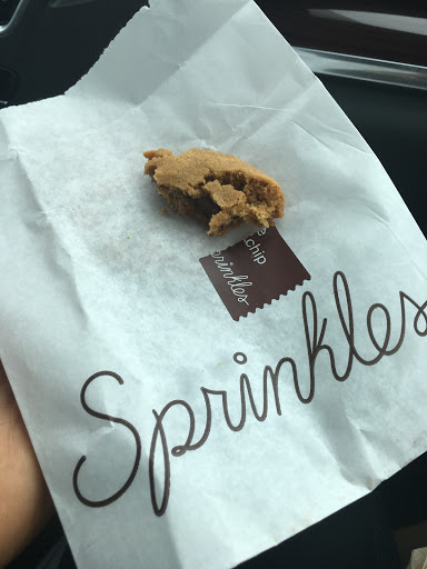 Bakery «Sprinkles Cupcakes and Ice Cream», reviews and photos, 180 Promenade Way, Westlake Village, CA 91362, USA