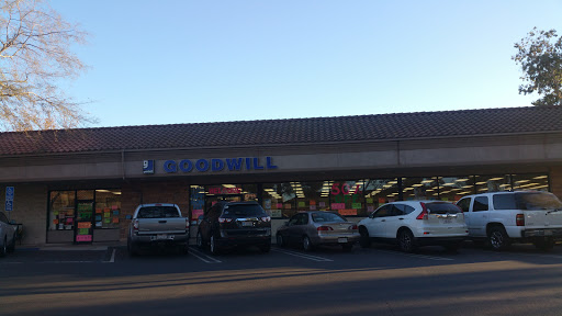 Thrift Store «Goodwill Retail Store & Donation Center», reviews and photos