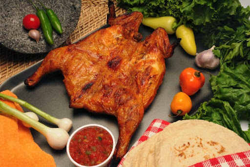 Pollo Feliz Atlixco, Portal Hidalgo No. 5 - D, Centro, 72000 Atlixco, Pue., México, Restaurante especializado en pollo | PUE