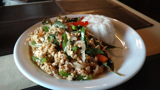 Thai Restaurant «Thai Thai Restaurant», reviews and photos, 712 Chestnut St, Bowling Green, KY 42101, USA
