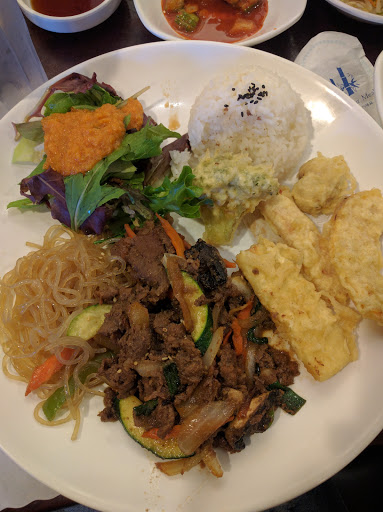Korean Restaurant «Korea Restaurant», reviews and photos, 6401 White Ln #101, Bakersfield, CA 93309, USA