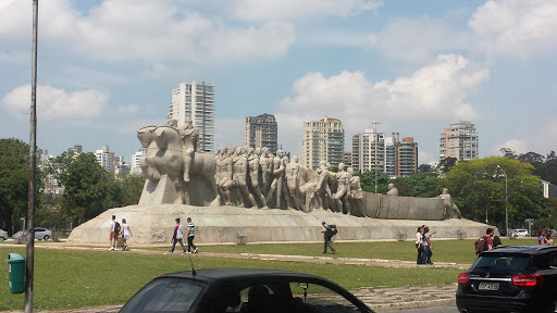 Monumento às Bandeiras, Praça Armando de Sales Oliveira - Parque Ibirapuera, São Paulo - SP, 04001-070, Brasil, Monumento, estado São Paulo