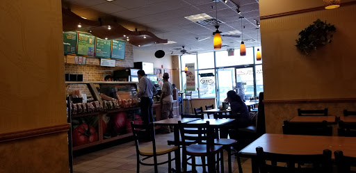 Restaurant «Subway», reviews and photos, 3 Everett St #3d, Revere, MA 02151, USA